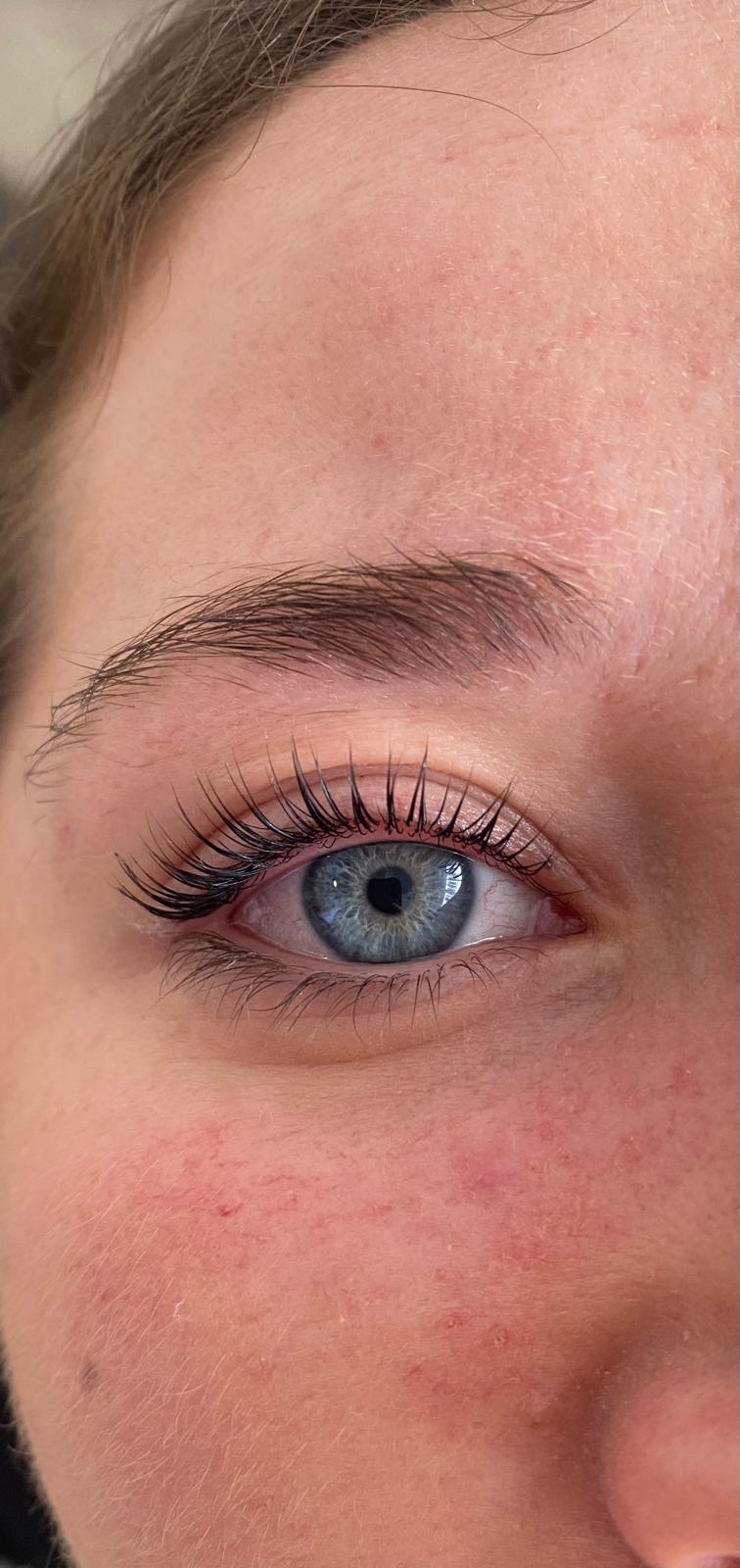 Defined lashes post-lash lift