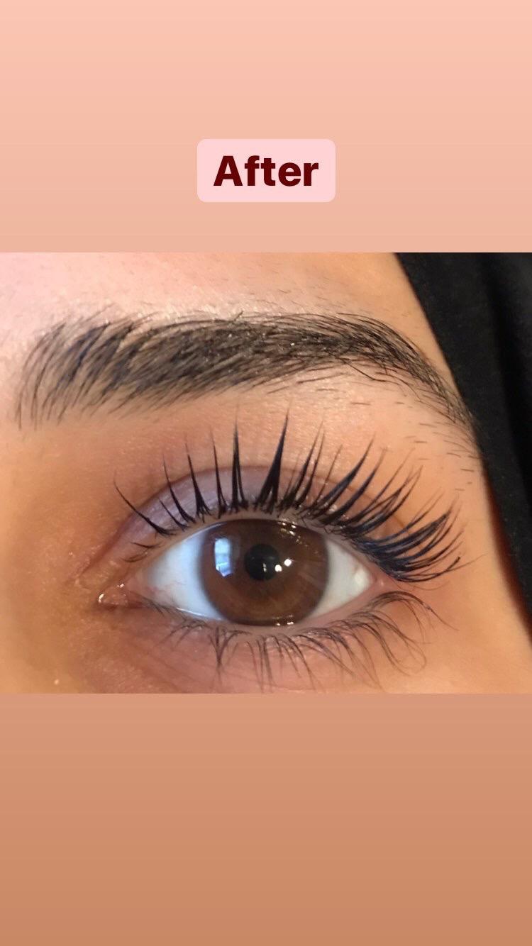 Before and after lash lift with tint - example 1